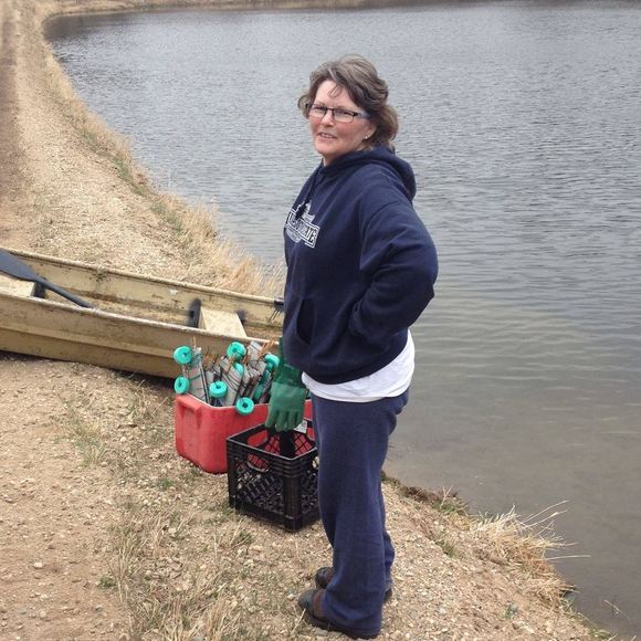 Meet your Posher, Beth - Picture 1 of 1